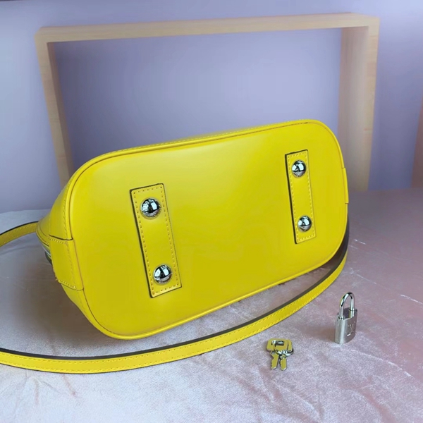 ルイヴィトンバッグ素材ディテール